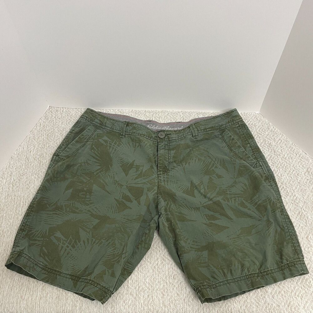 Eddie Bauer Womens 14 Petite Slightly Curvy Forest Green Palm Ripcord Shorts